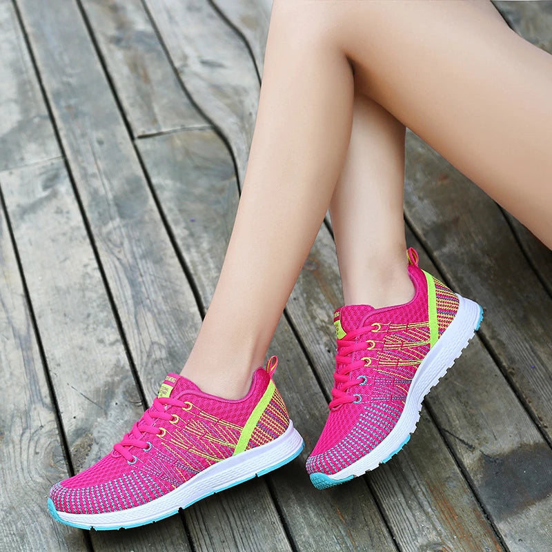 New Spring Flying Knitted Sports Shoes Women's Breathable Mesh Air Cushion Shoes Casual Running Women's Shoes Light Travel Shoes