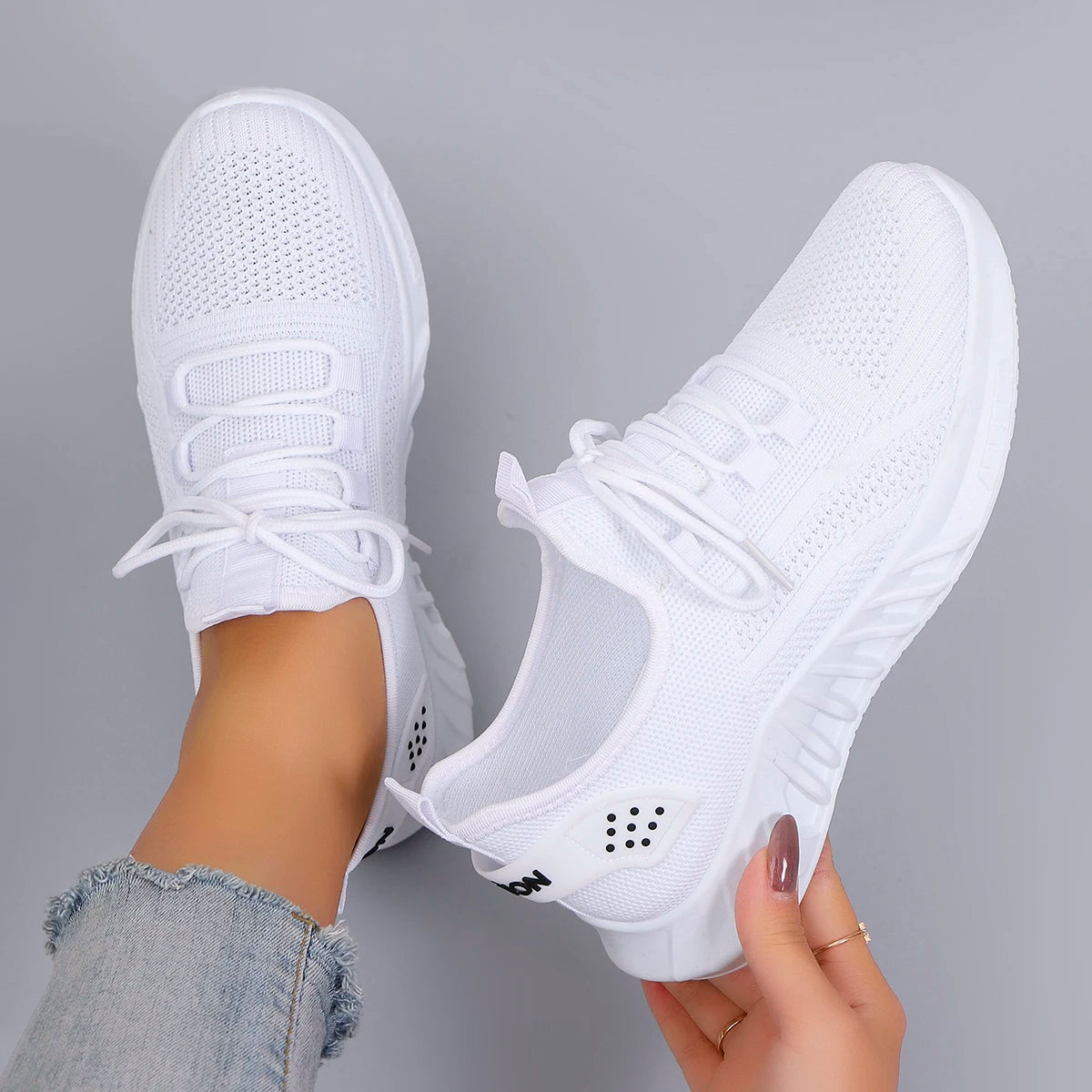 Spring and Autumn New Women's Casual Lace up Comfortable, Breathable, Lightweight and Wear-Resistant Sports Shoes