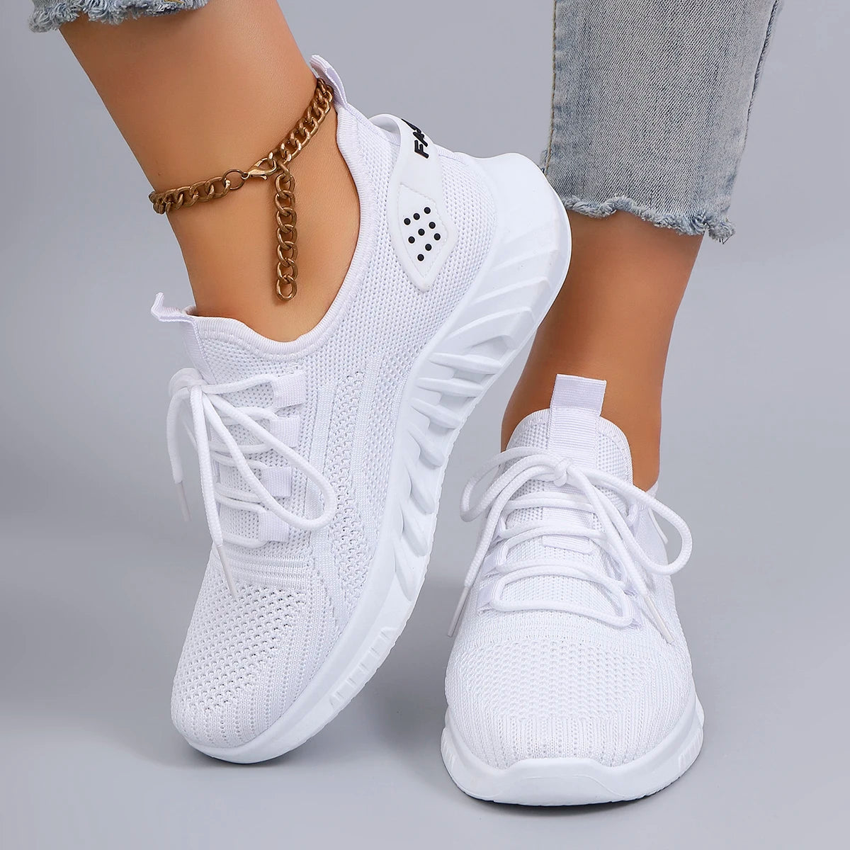 Spring and Autumn New Women's Casual Lace up Comfortable, Breathable, Lightweight and Wear-Resistant Sports Shoes