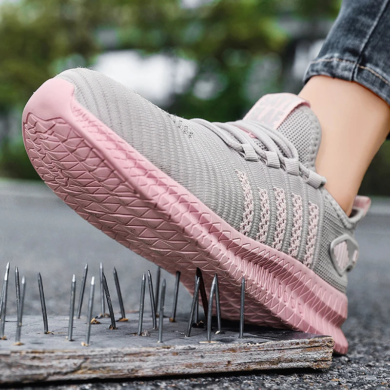 Women's work safety shoes are anti smashing, anti piercing, anti slip, wear-resistant, and outdoor fashionable sports shoes