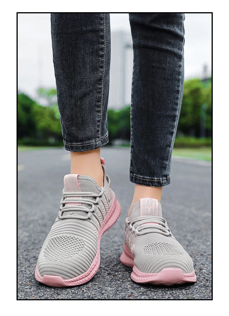Women's work safety shoes are anti smashing, anti piercing, anti slip, wear-resistant, and outdoor fashionable sports shoes
