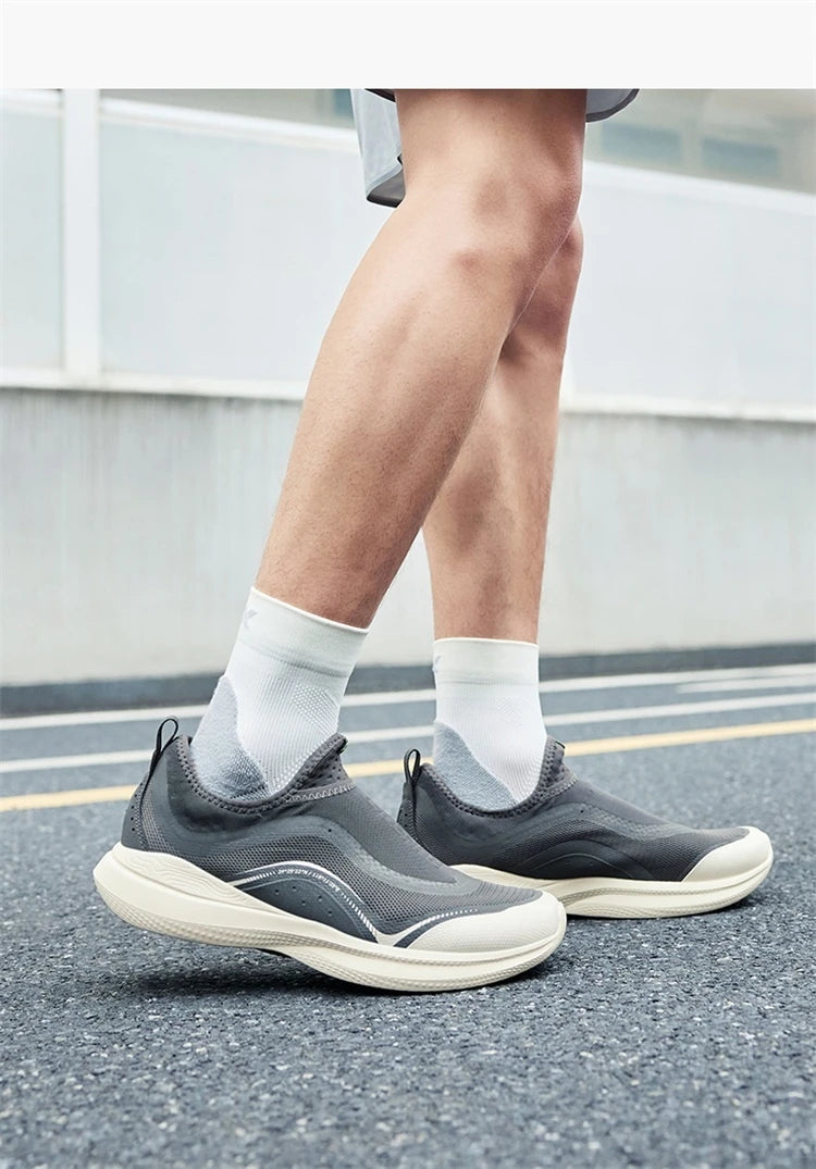 Xtep Soft Tube Running Shoes for Men Comfortable Breathable Slip-on Mesh Wear-Resistant Lightweight Male Sneakers 875219110061