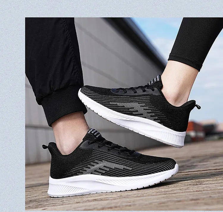 Summer Hot Sale Red Mesh Men Running Sneakers Big Size 47 Light Breathable Women Training Shoes Non-slip Sport Shoes for Man
