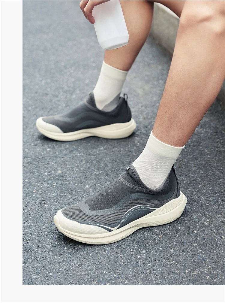 Xtep Soft Tube Running Shoes for Men Comfortable Breathable Slip-on Mesh Wear-Resistant Lightweight Male Sneakers 875219110061