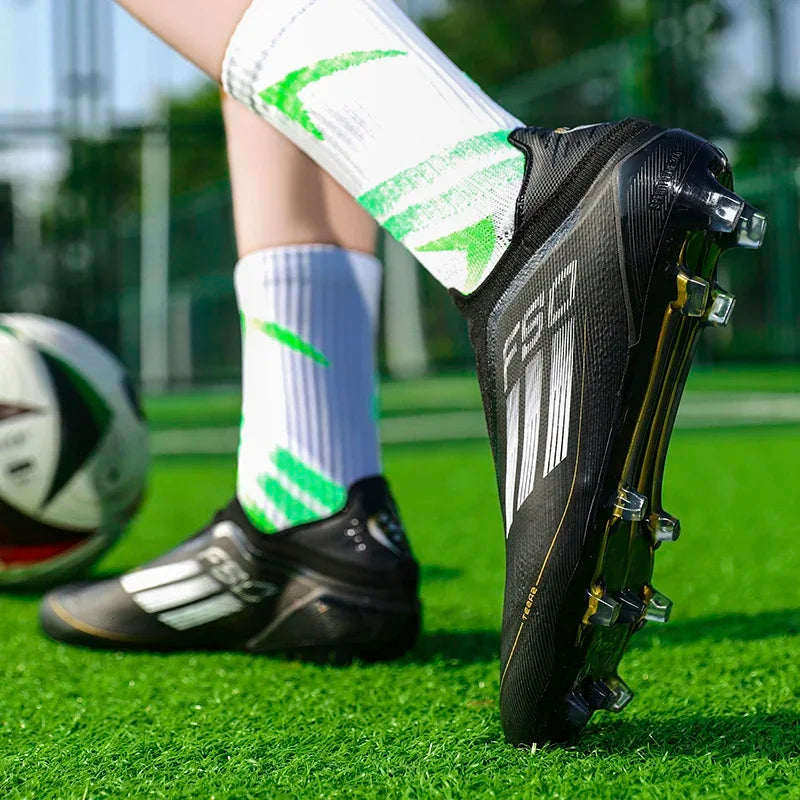 Professional Soccer Shoes For Men Society Cleats Grass Training Original Sneaker Indoor Non Slip Ultralight Football Field Boots