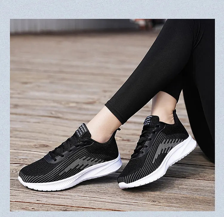 Summer Hot Sale Red Mesh Men Running Sneakers Big Size 47 Light Breathable Women Training Shoes Non-slip Sport Shoes for Man