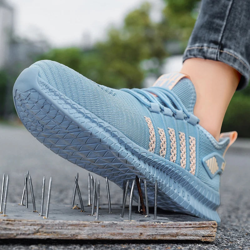 Women's work safety shoes are anti smashing, anti piercing, anti slip, wear-resistant, and outdoor fashionable sports shoes