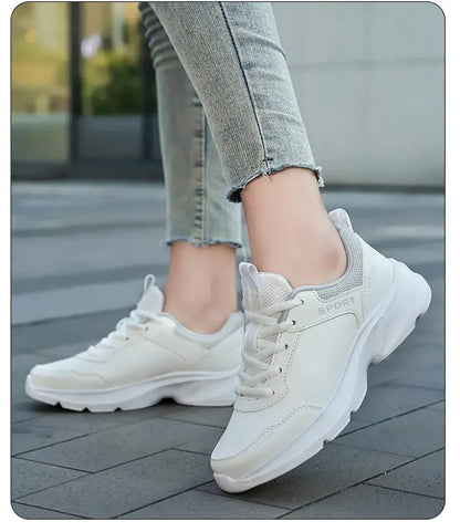 2025 Womens Leather Sneakers Casual Sneakers Lace Up Flats Lightweight Comfortable Black Anti slip Running Shoes Outdoor Sports