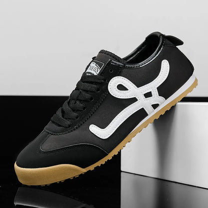 White Red Summer Athletic Shoes for Men Women Comfort Flat Men Running Shoes Retro Jogging Shoes Trainers Men zapatillas hombre