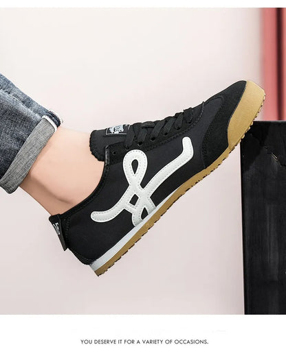 White Red Summer Athletic Shoes for Men Women Comfort Flat Men Running Shoes Retro Jogging Shoes Trainers Men zapatillas hombre