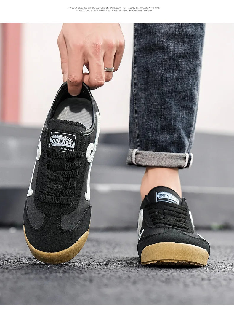 White Red Summer Athletic Shoes for Men Women Comfort Flat Men Running Shoes Retro Jogging Shoes Trainers Men zapatillas hombre